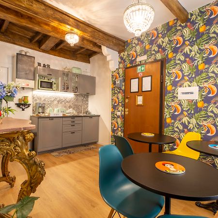 B&B Ventisei Scalini A Trastevere Rome Extérieur photo